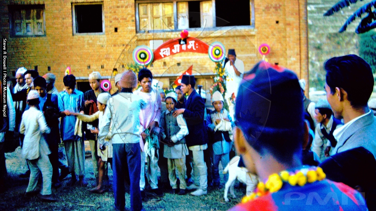 सगरमाथा आरोहण दलको स्वागतार्थ लाखाैं जनता चोकचोकमा भेला भए